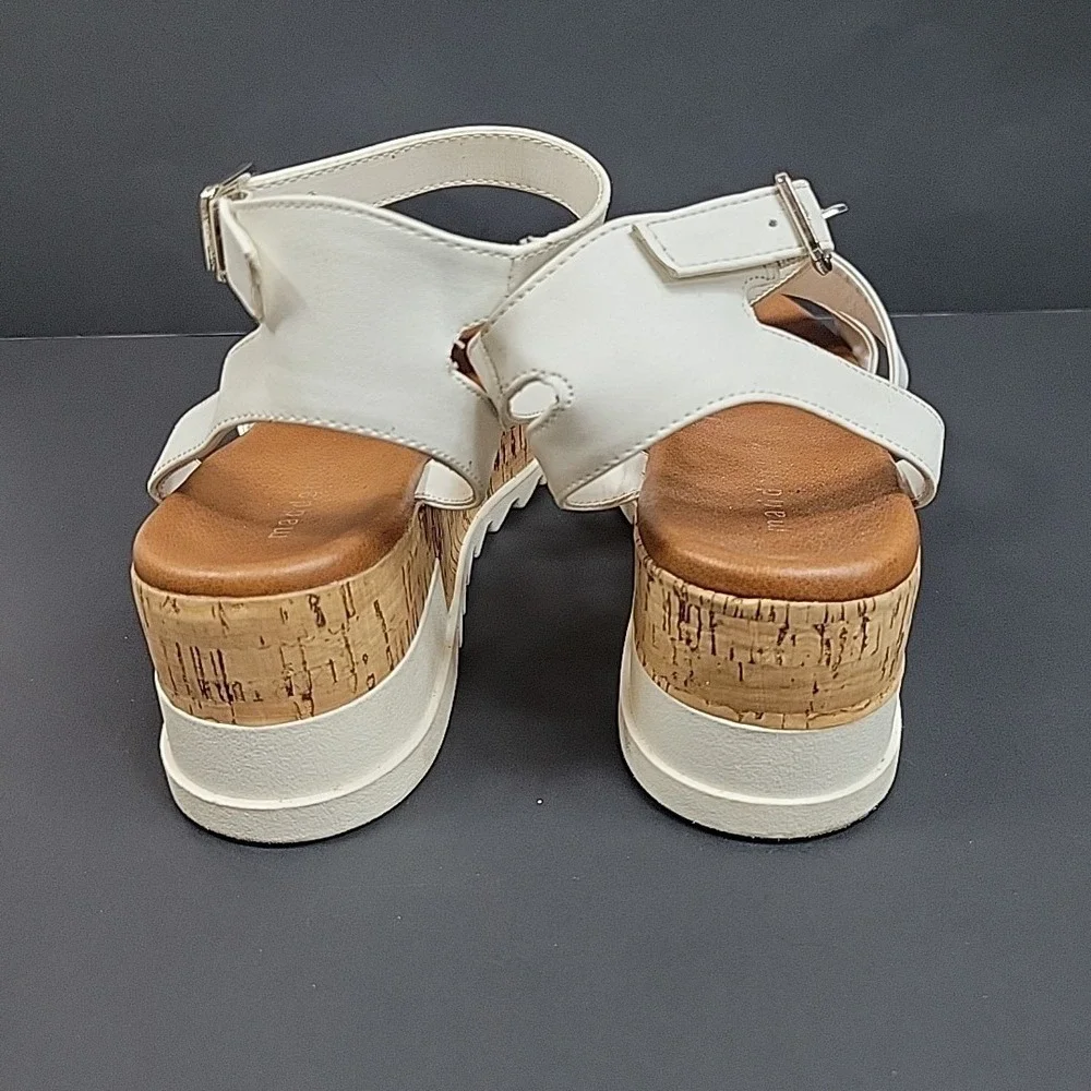 Madden Girl White Platform Sandals Womens Size 8 Ankle Strap Cork